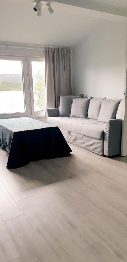 Hus Pa Bakken Apartamento Skaland Exterior foto