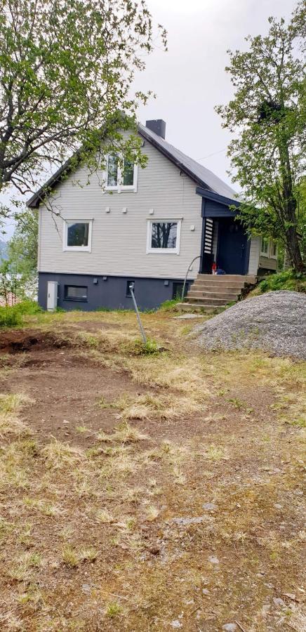 Hus Pa Bakken Apartamento Skaland Exterior foto
